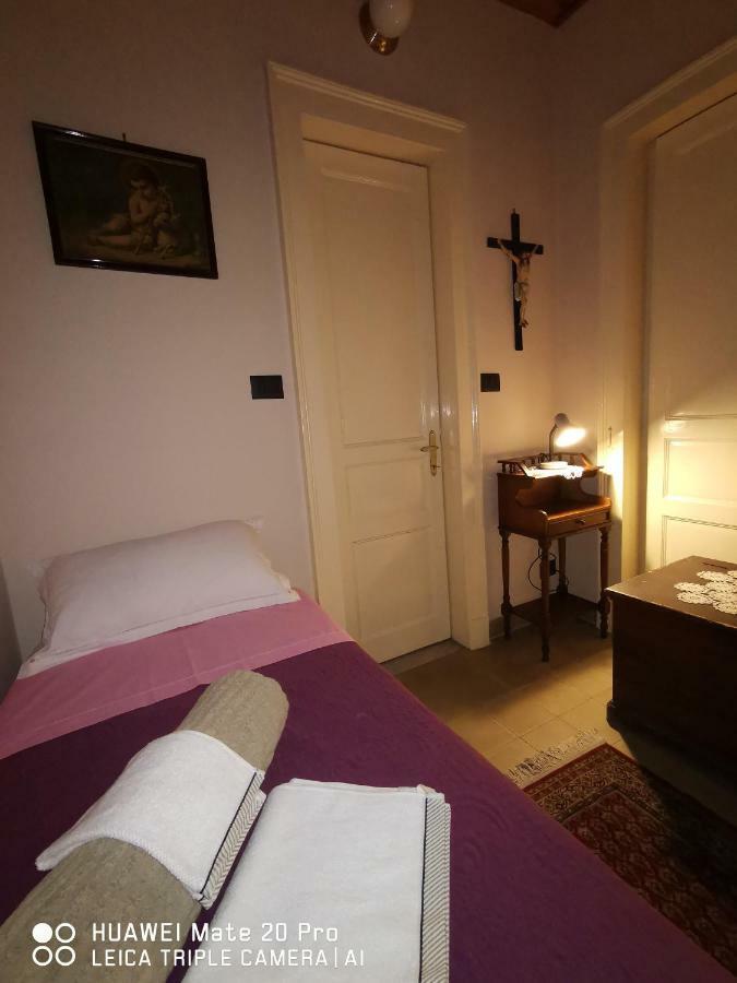 La Rosa Dell'Etna Apartment Acireale Bagian luar foto